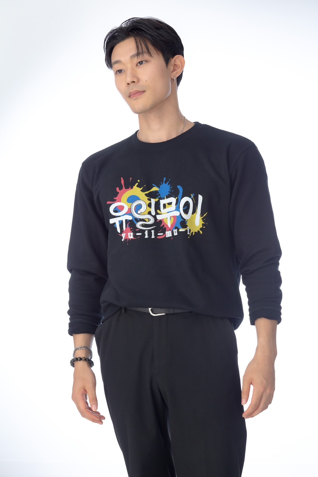 로고 Long Tee